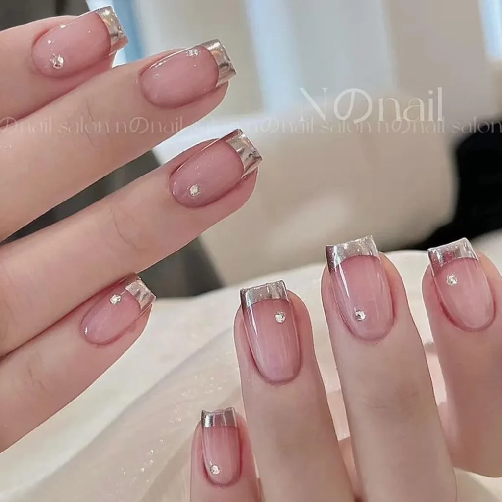 Attractive French nail design