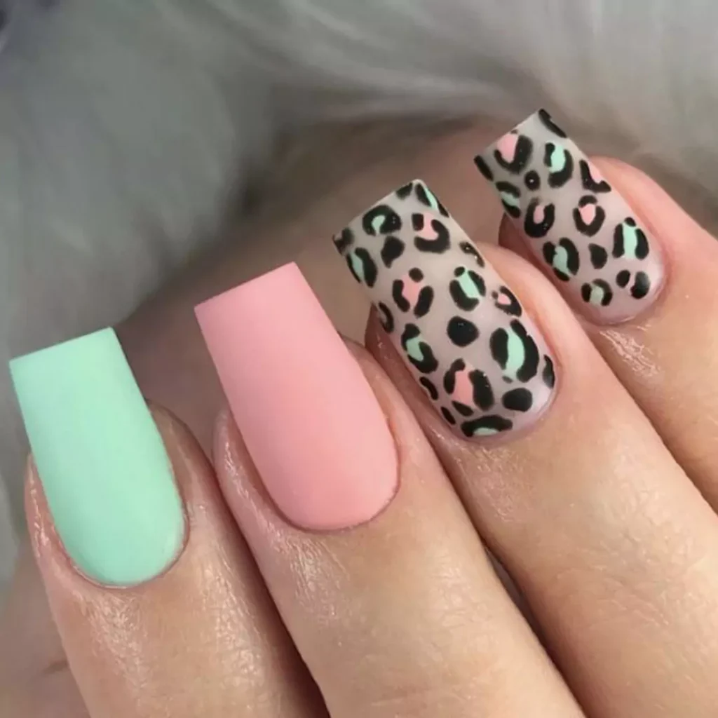 Fantacy  Leopard print nail designs 