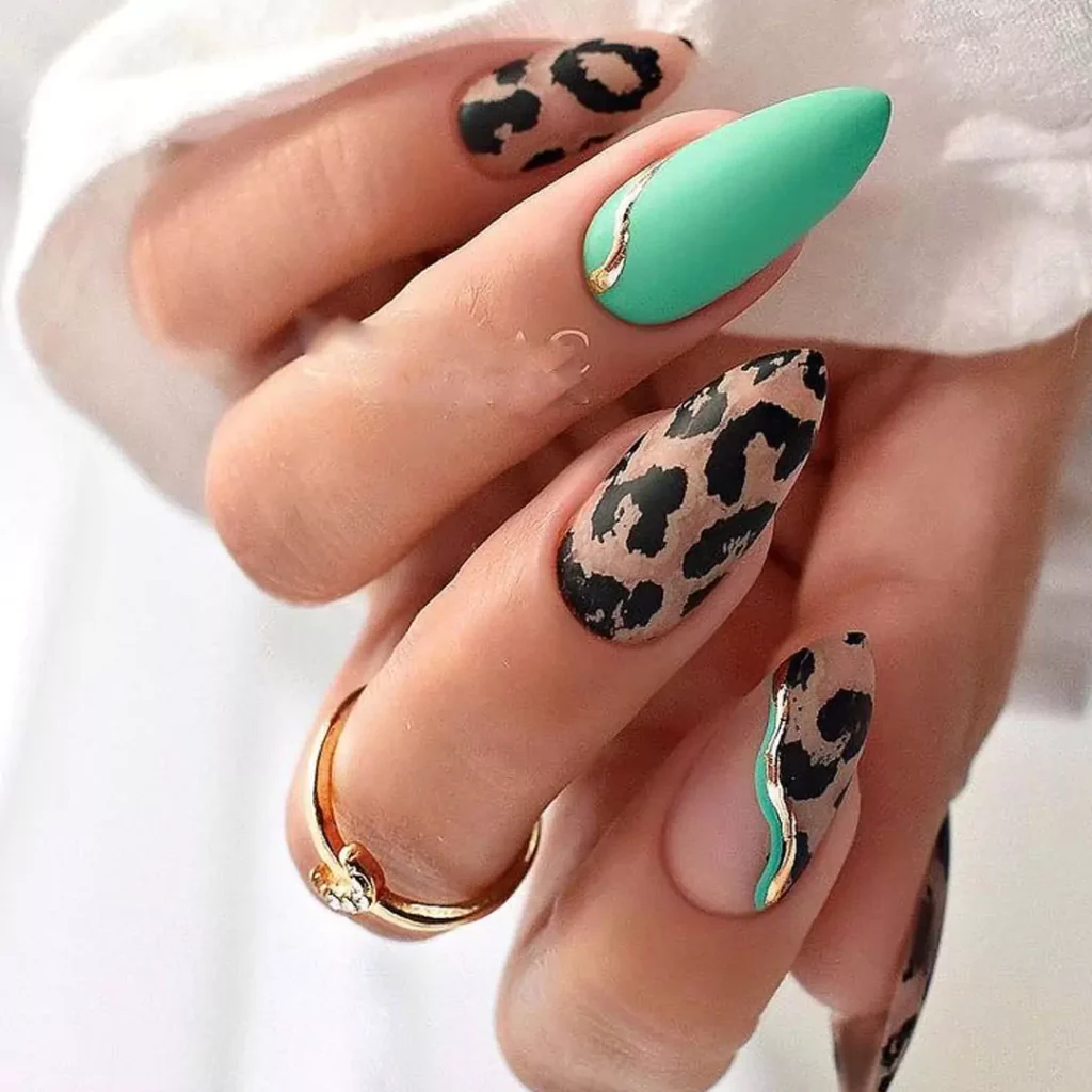 Blue Leopard Print Nail Designs