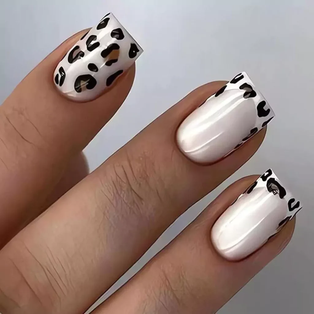 Beautiful  Leopard print nail designs 