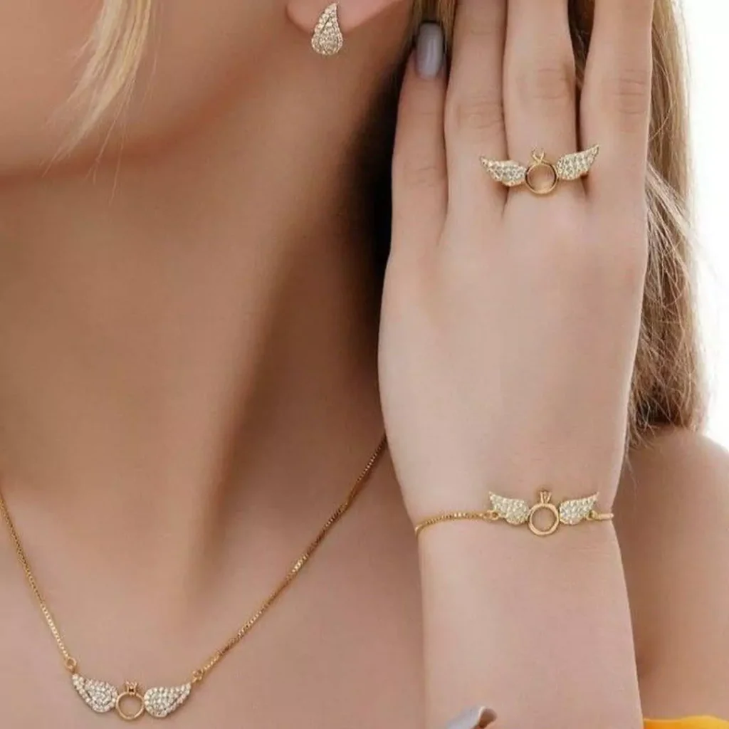 delicate Gold jewelry Sets