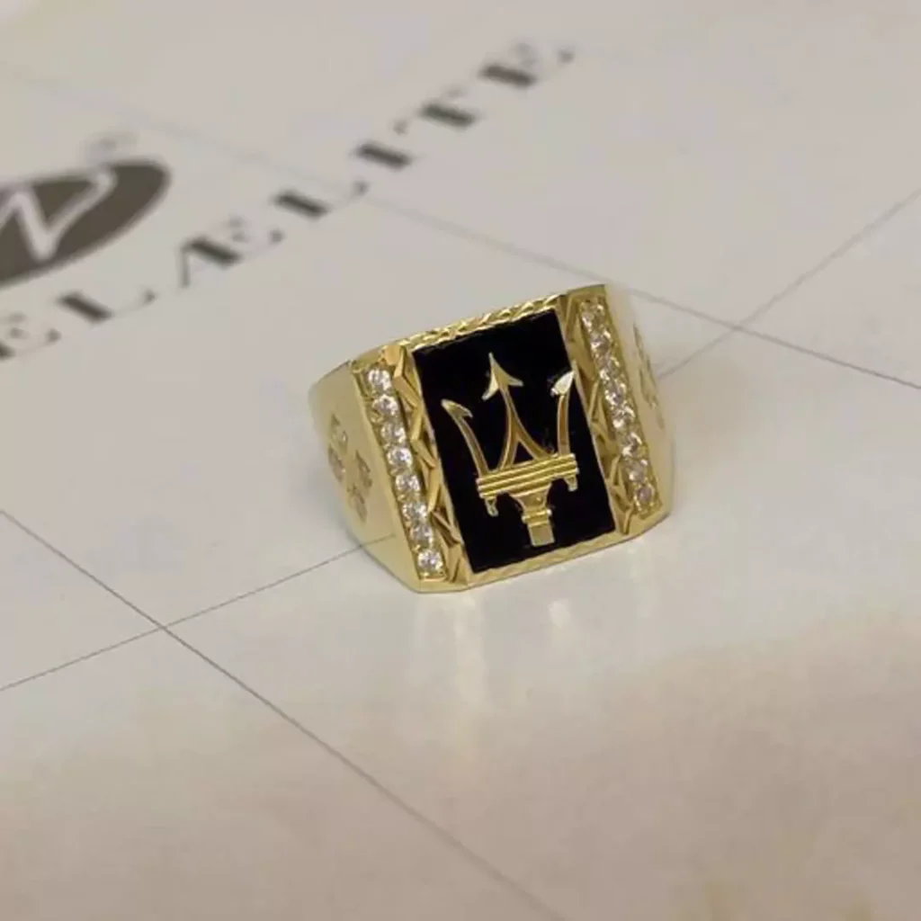 chic men's gold ring