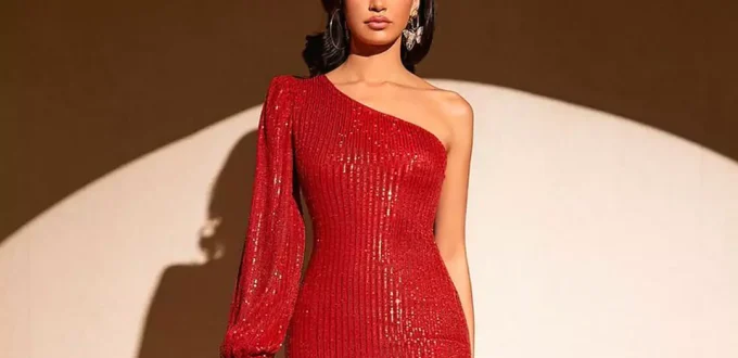 Unique Short Red Formal Attire