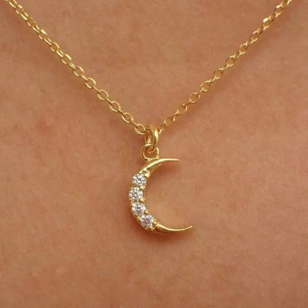 Stylish moon design necklaces