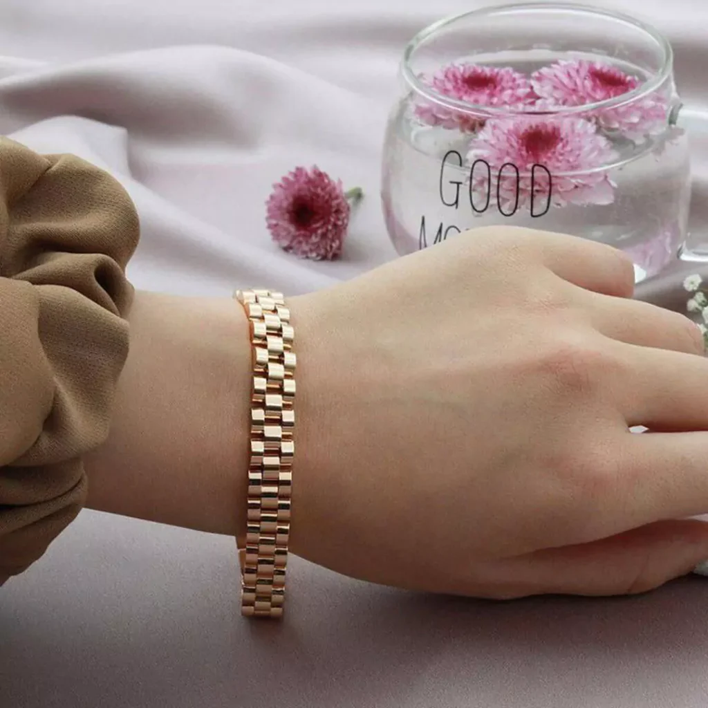 chic women's bracelet