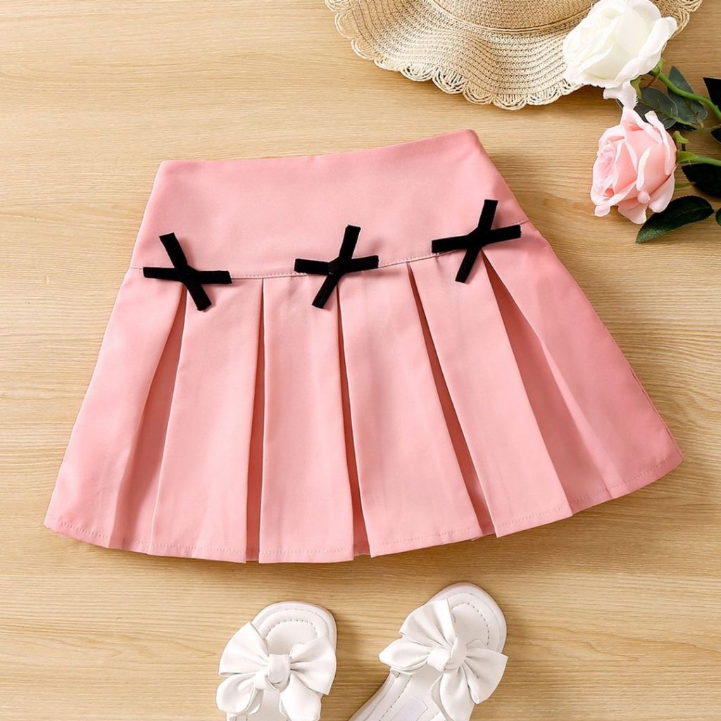 stylish pleated skirt model for girls