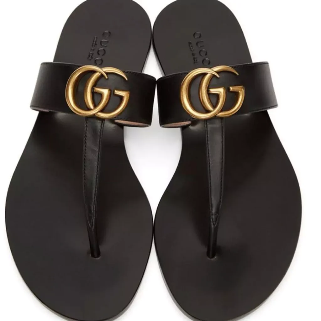 Gucci black flat sandals for women