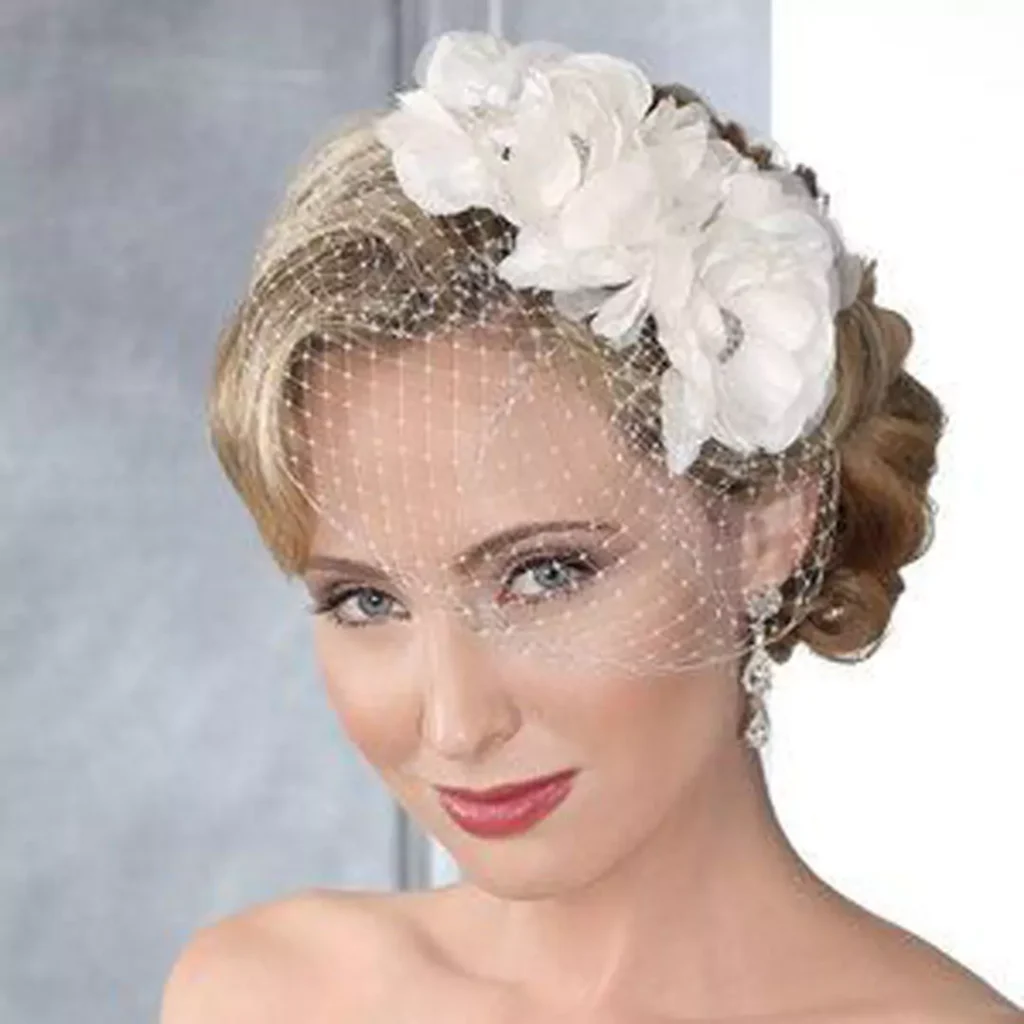 stylish bridal hats with veil