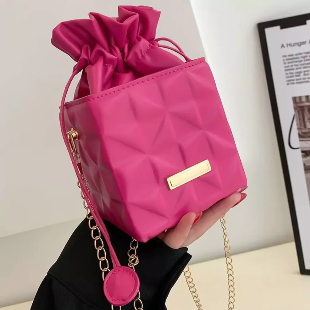 Attractive Women's pink handbag 