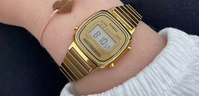 trendy gold watches for women