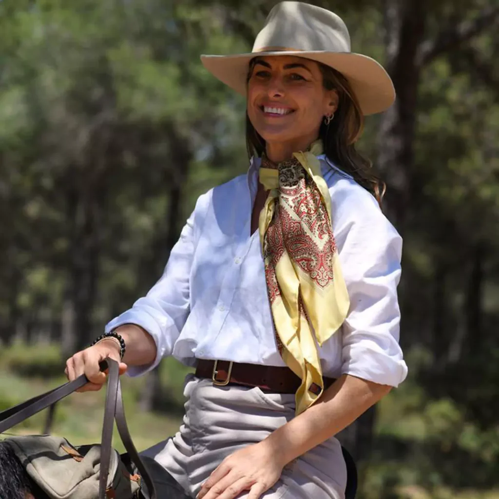 classic safari costume for women