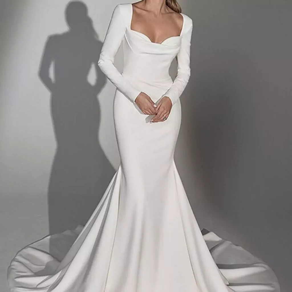 fashionable simple wedding dress of 2024