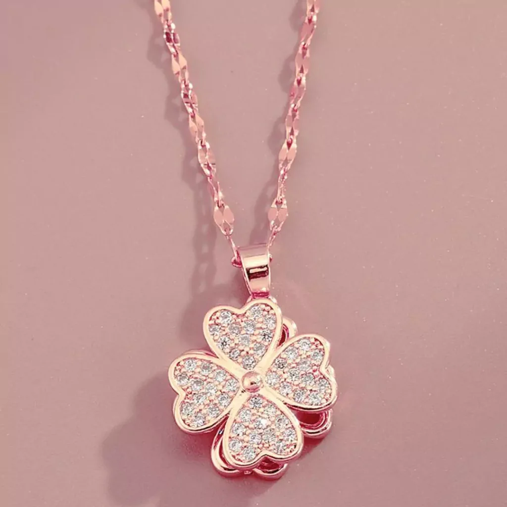 Special 4-leaf clover necklaces