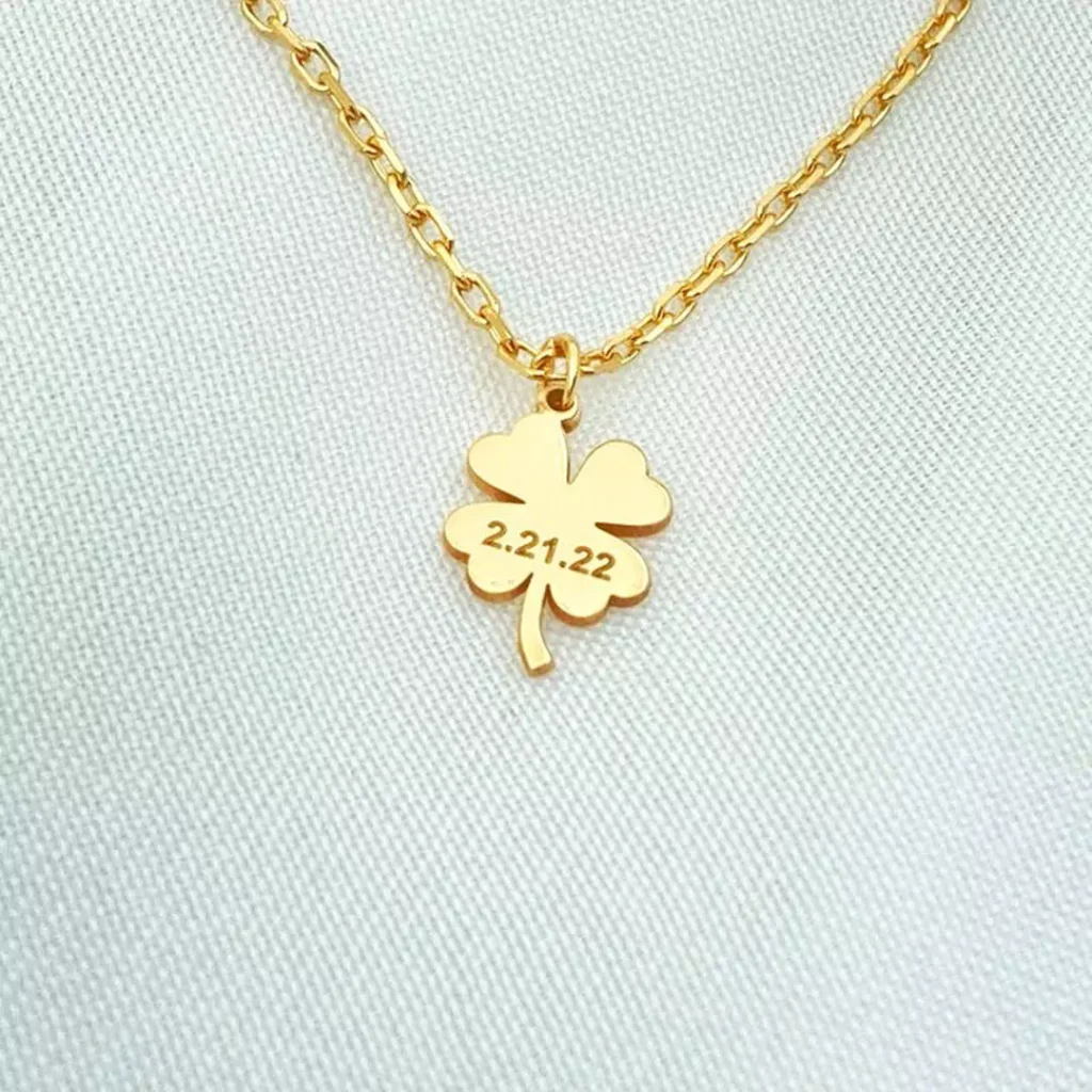 Modern 4-leaf clover necklaces