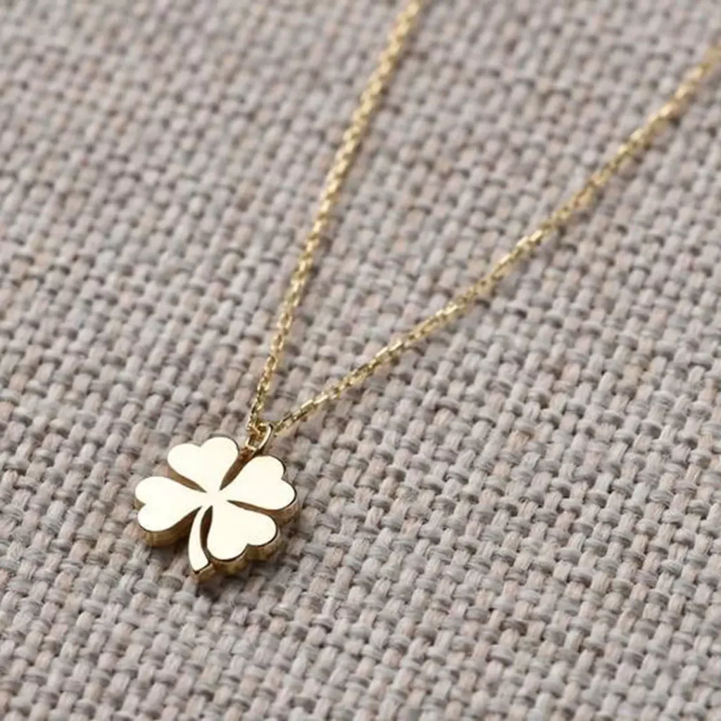 Stylish and special 4-leaf clover necklaces