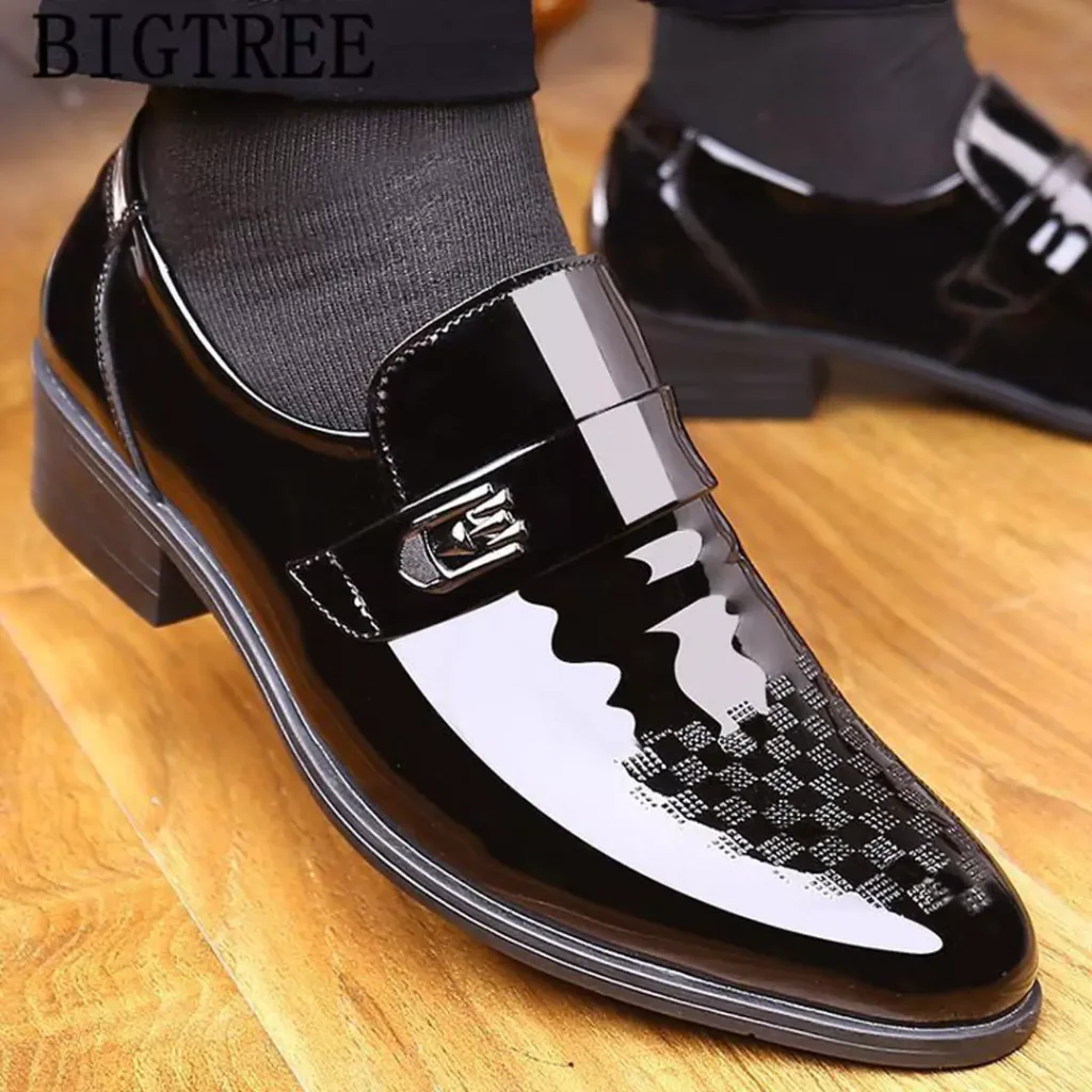 glossy black wedding shoes for groom 