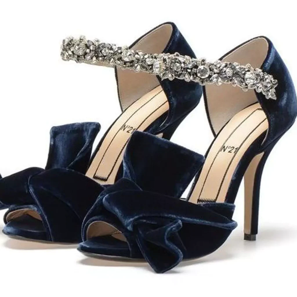 fashionable navy blue high-heeled shoes