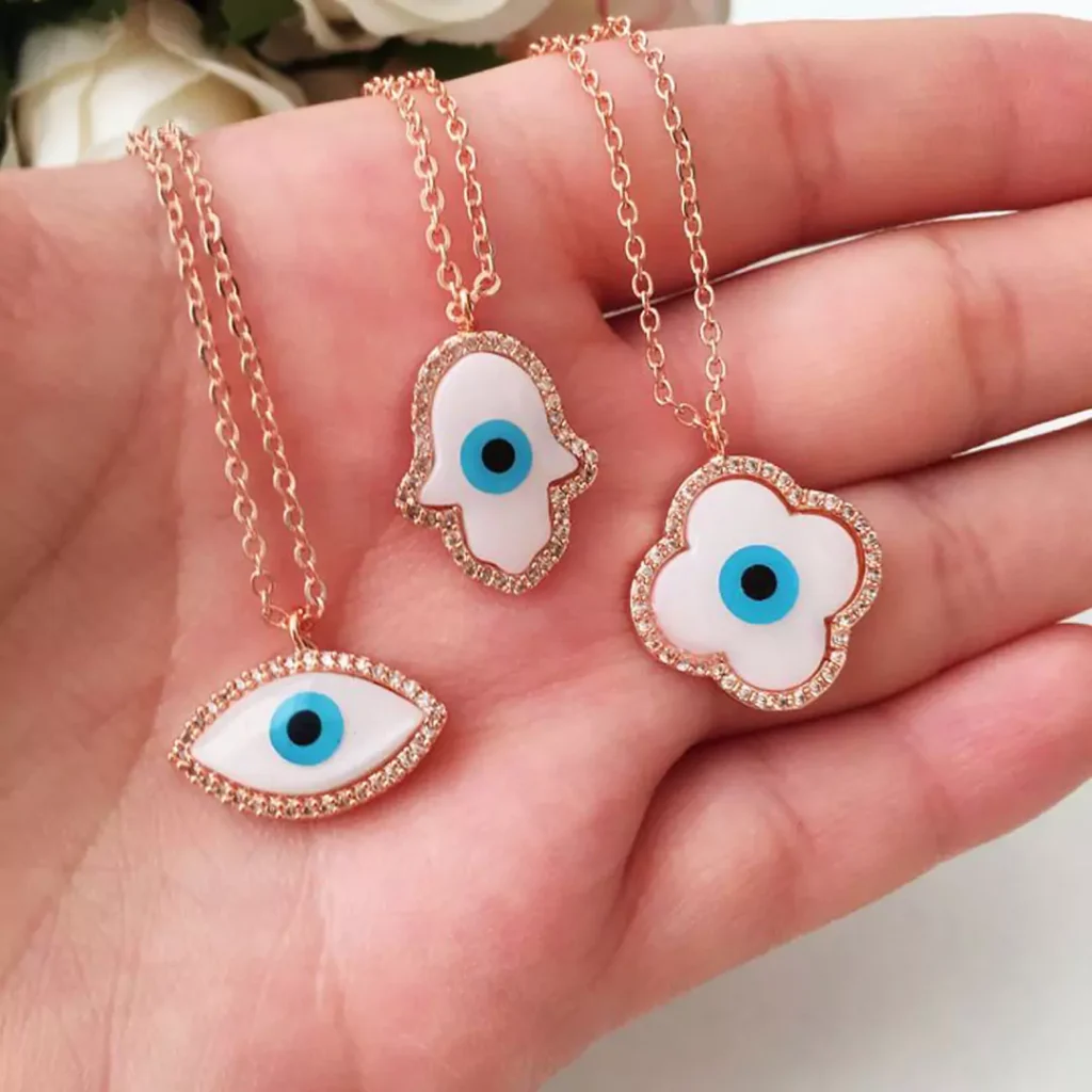 Eye-catching necklaces with eye design