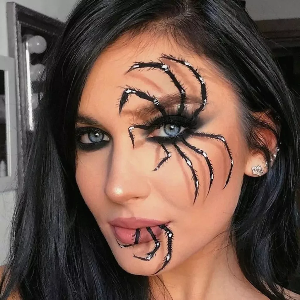 Stylish makeup models for Halloween