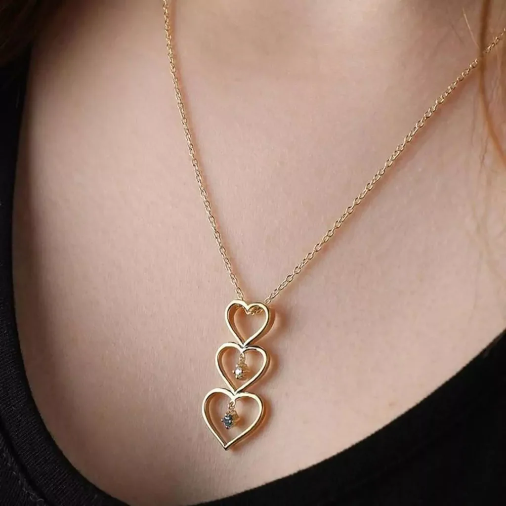 Stylish heart necklaces