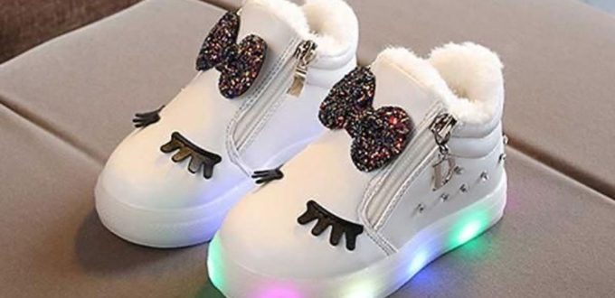 eye catching lighted shoes for girls