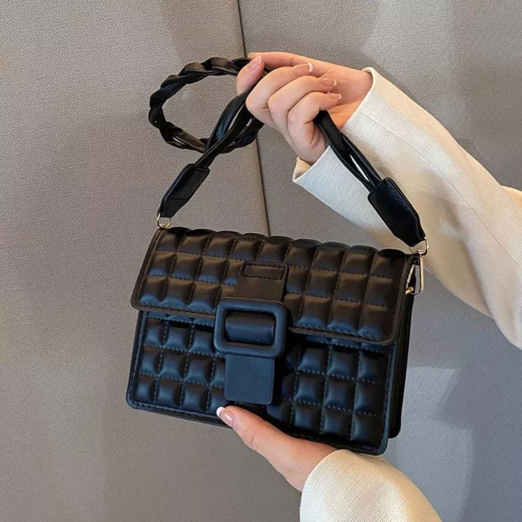 Deceptive Women's black bags 