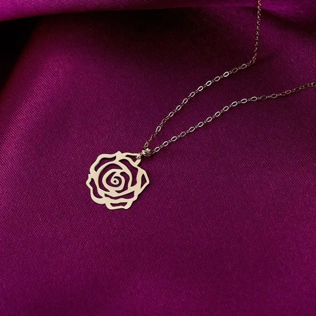 Modern flower design necklaces