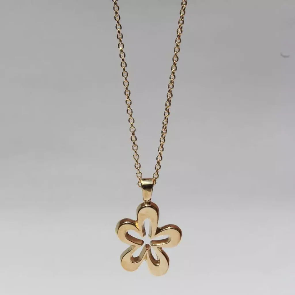 Delicate flower design necklaces