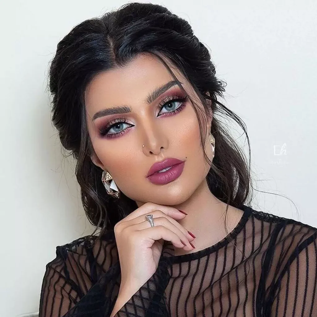 Beautiful and charming Women's face makeup