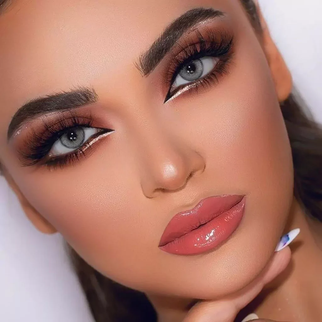 Stylish Women's face makeup