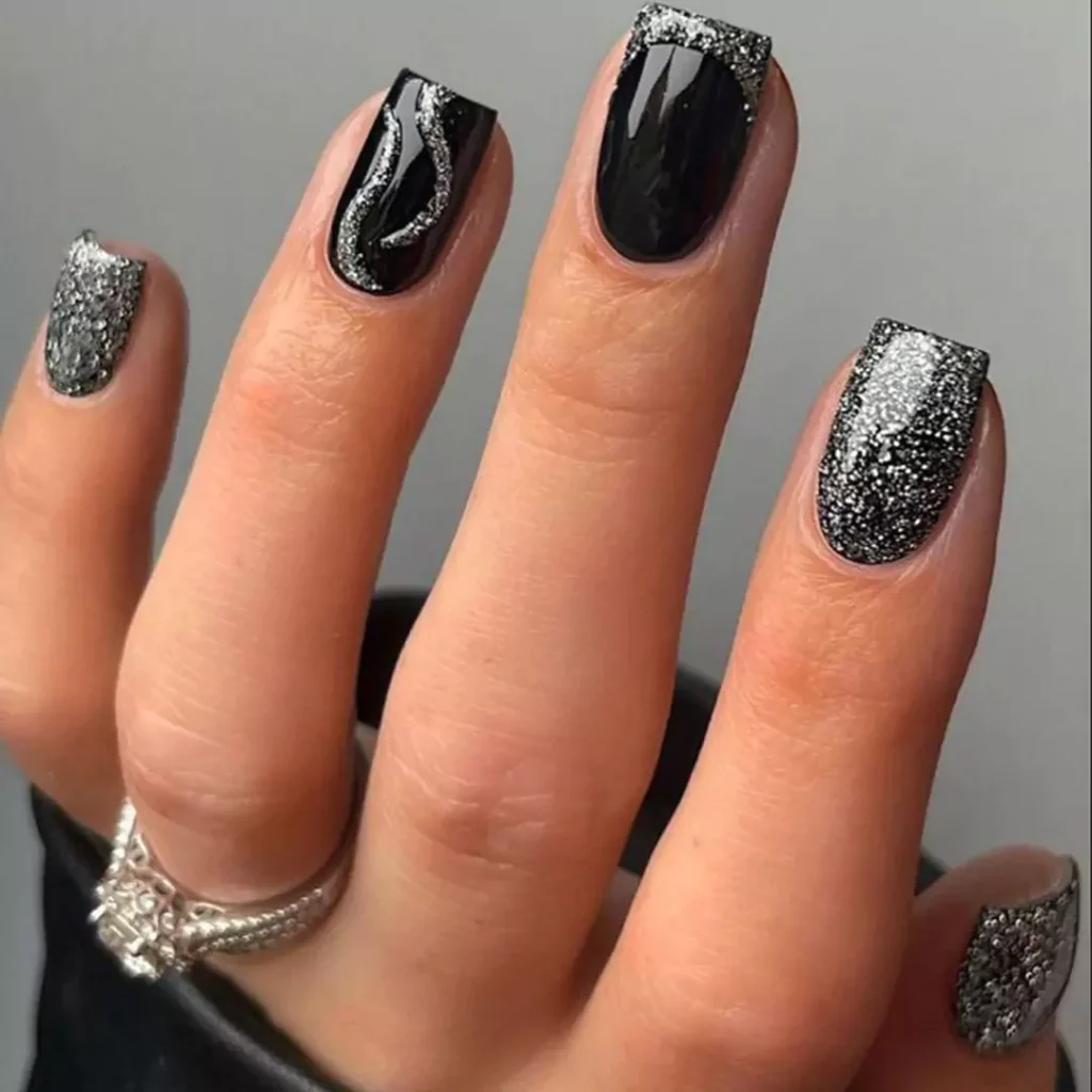 Eye-catching black nail designs