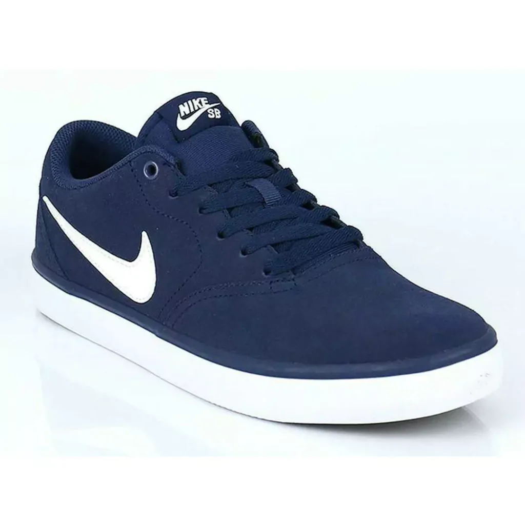 chic Nike men's sneakers 