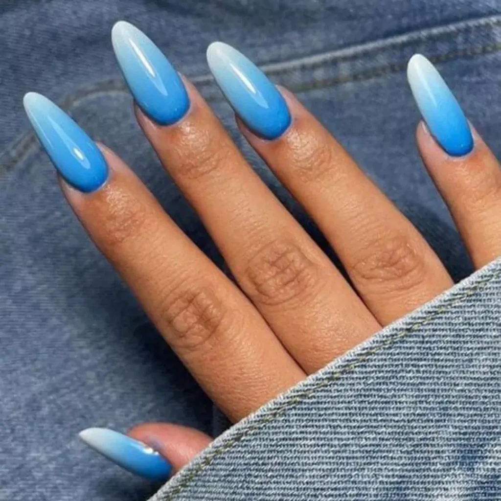 exquisite blue ombre nail designs