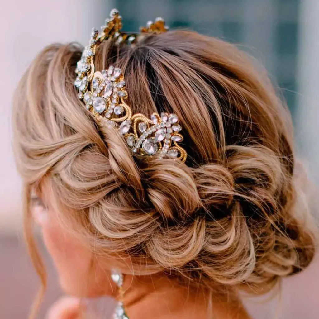 modern bridal crowns of 2024