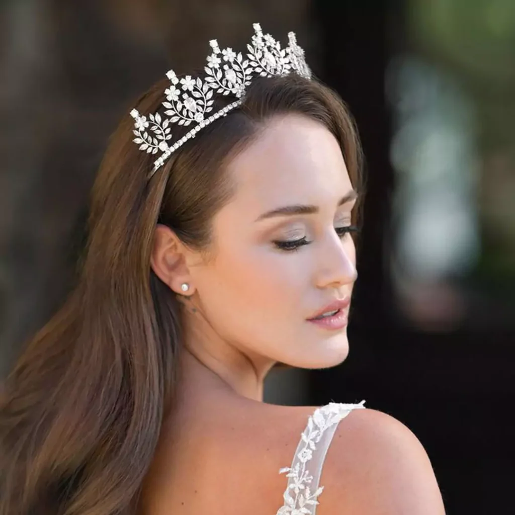 fashionable bridal crowns of 2024