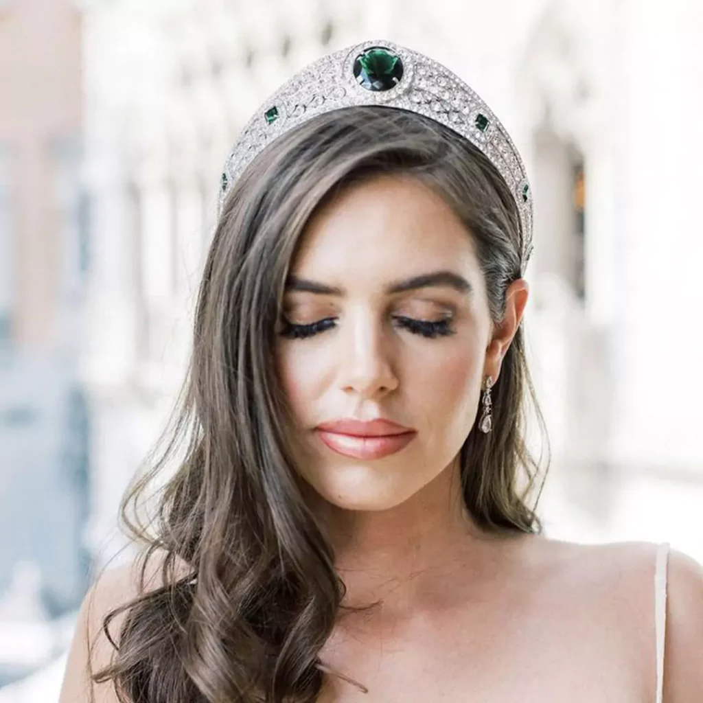 chic bridal crowns of 2024