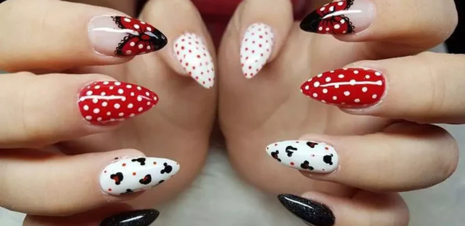 chic Mickey nail designs of 2024