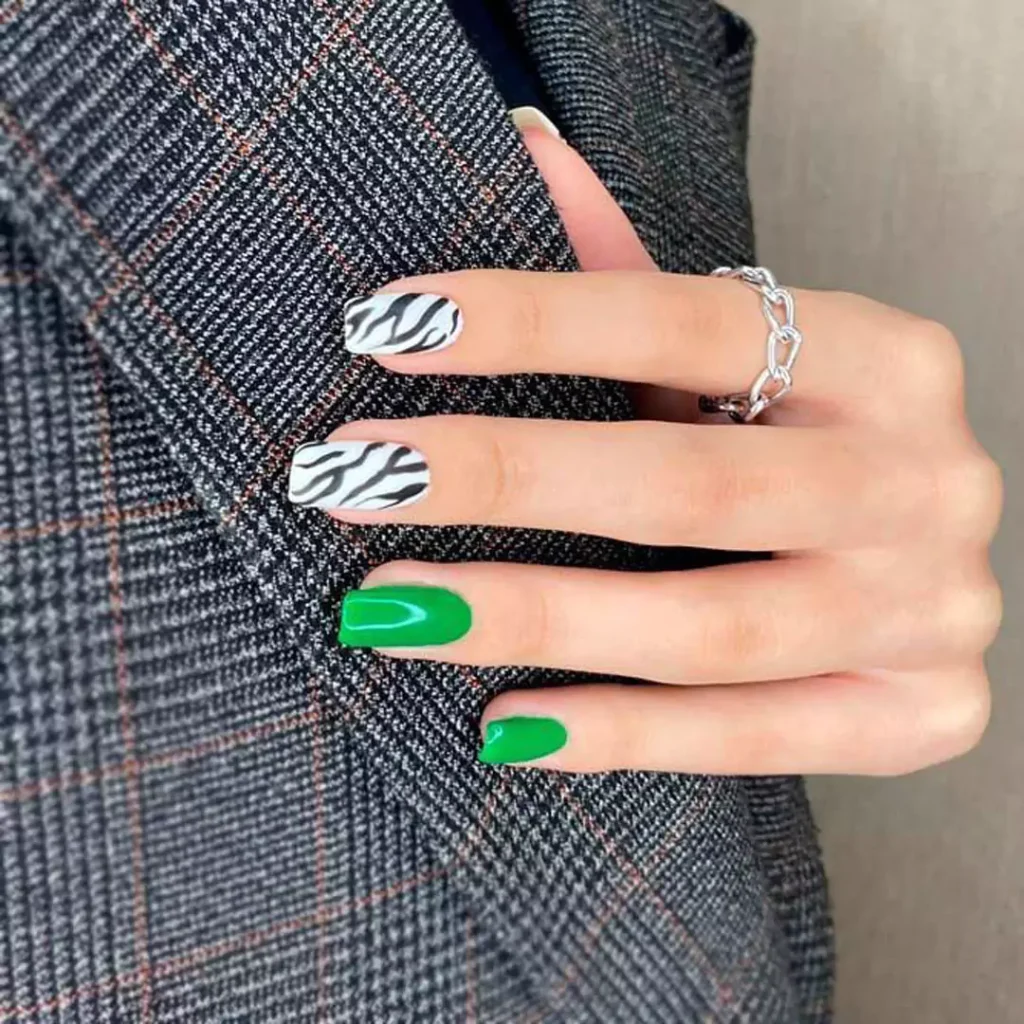 chic nail designs with a zebra theme 