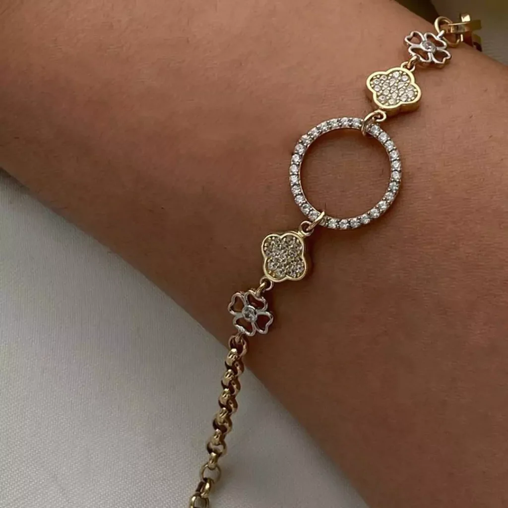 gleaming circle design gold bracelets