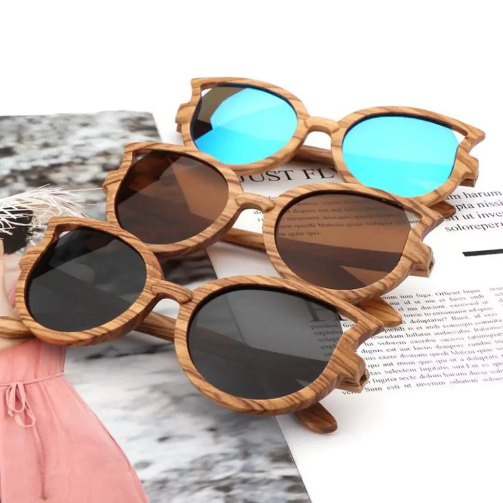 chic wooden frame sunglasses