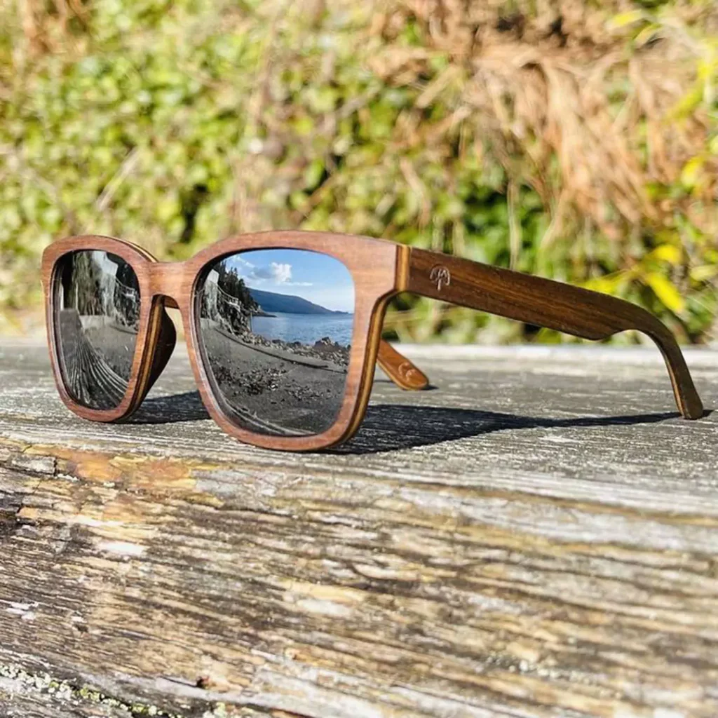 special wooden frame sunglasses