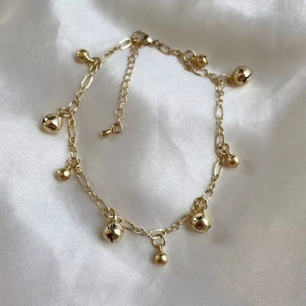 glamorous gold anklets for baby girls 