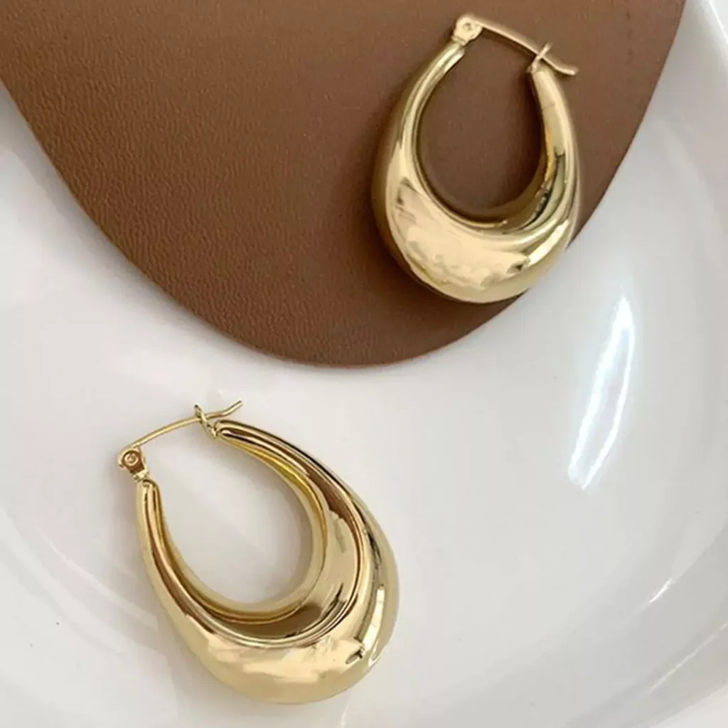 Attractive Bottega design earrings