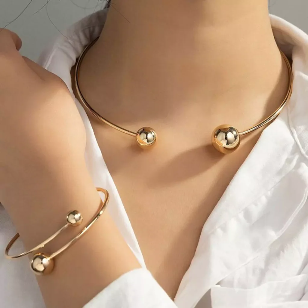 Attractive modern necklace models