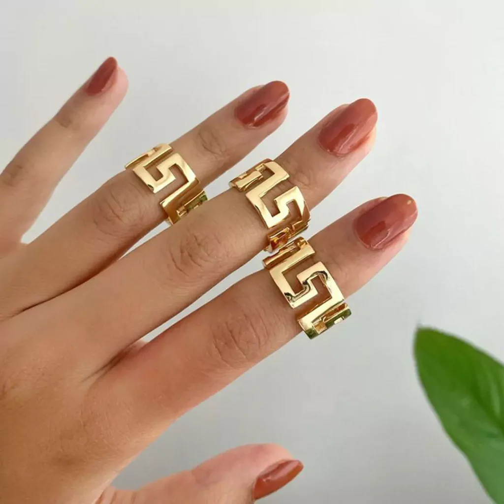 chic Women's Versace Gold Rings