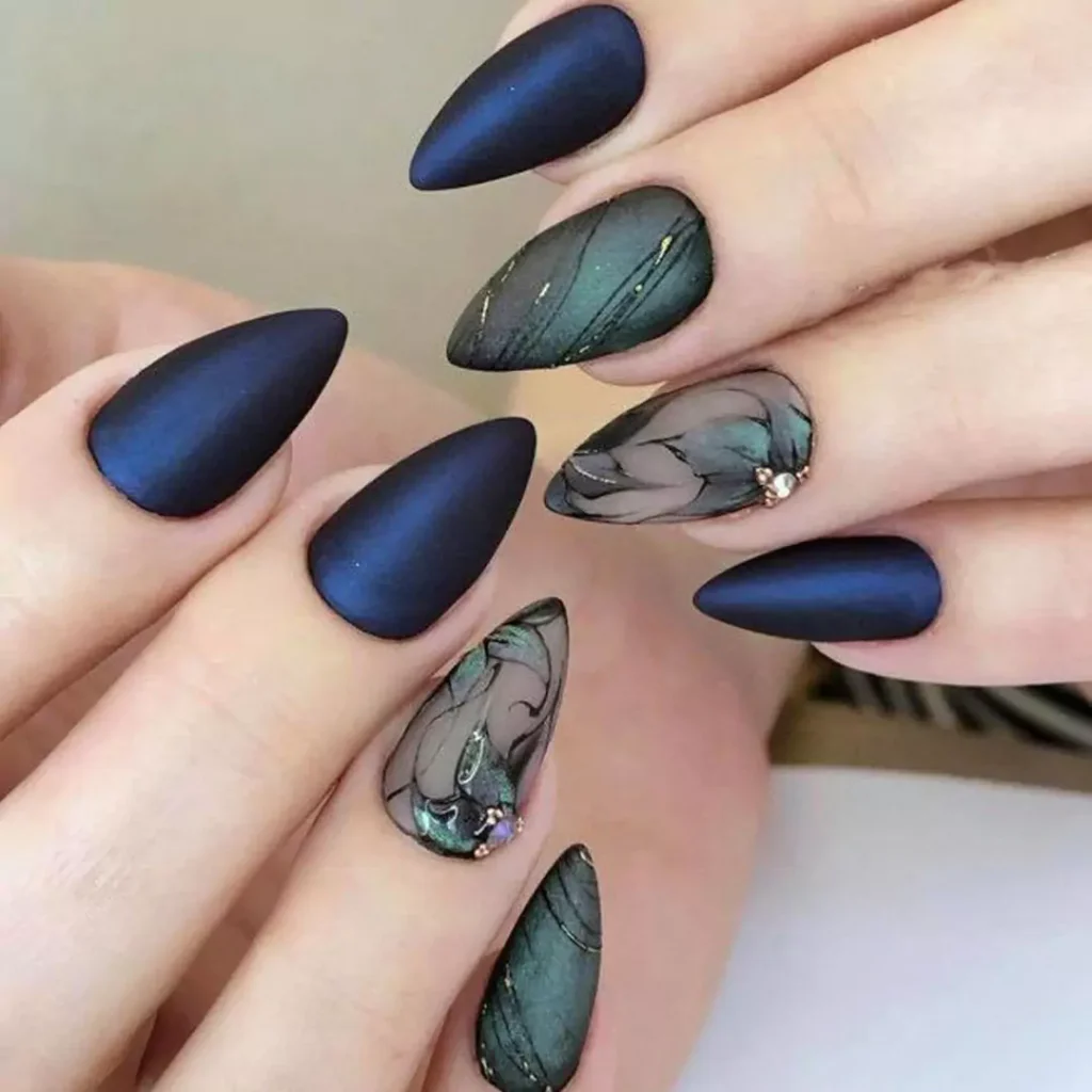 stylish short matte and velvet nails designs 