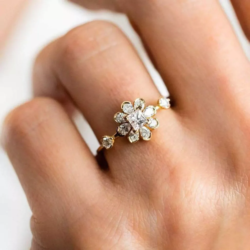 majestic Gold flower engagement Rings