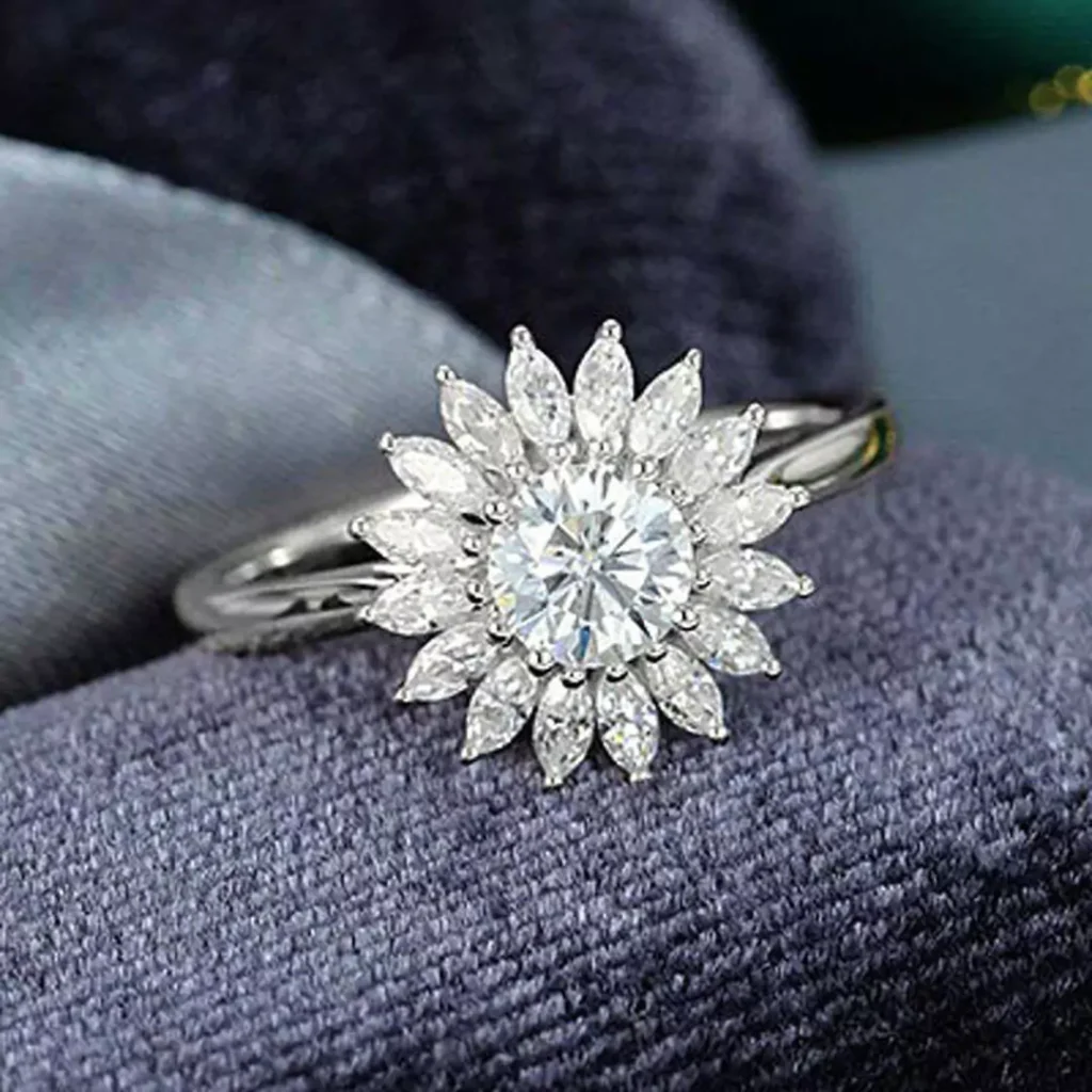 luxurious Gold flower engagement Rings