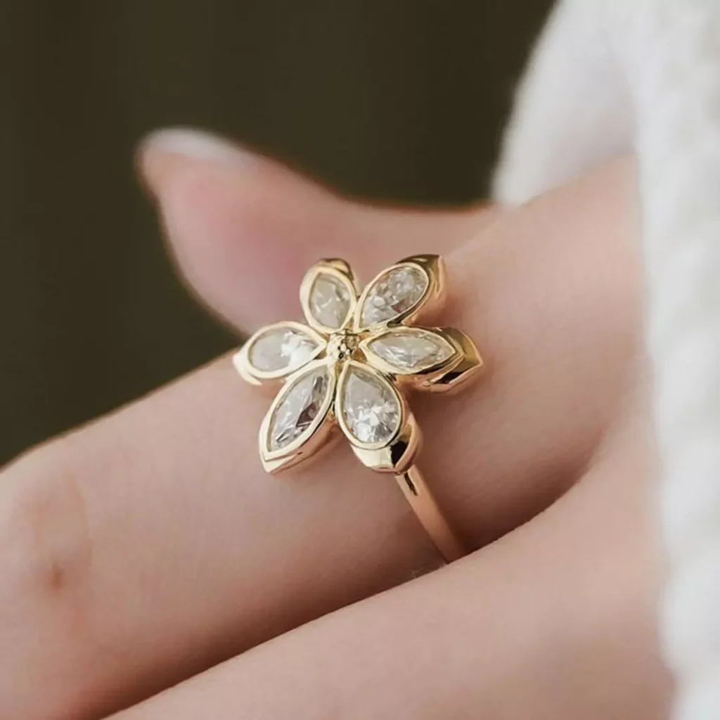 stylish Gold flower engagement Rings