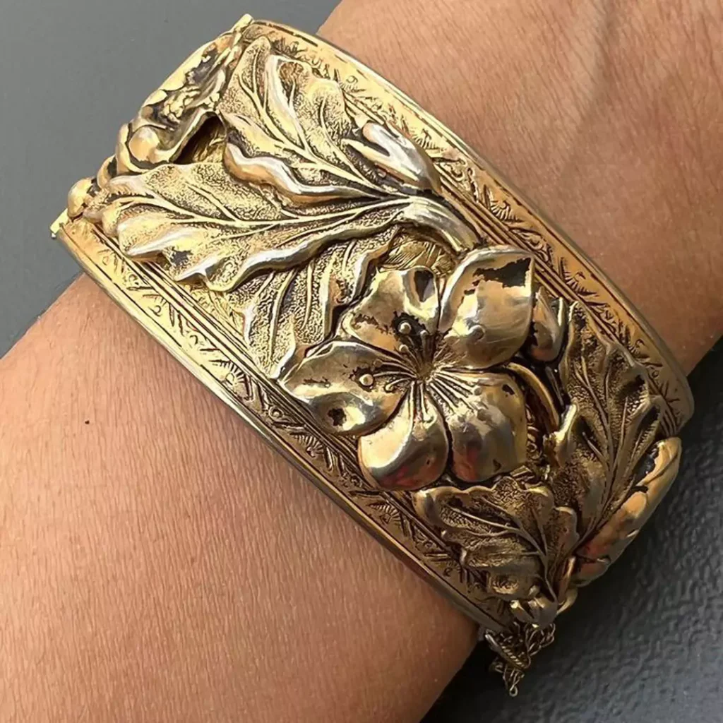 luxurious chunky gold bangles